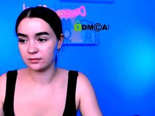 monica-xcx live webcam show
