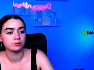 monica-xcx live webcam show