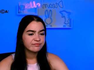 monica-xcx live webcam show