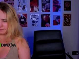 monica-xcx
