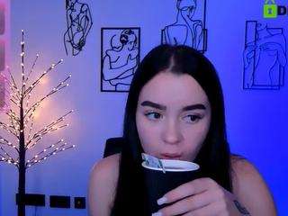 monica-xcx