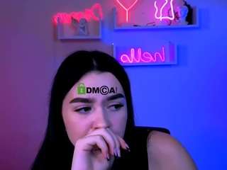 monica-xcx