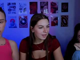 monica-xcx live cam preview