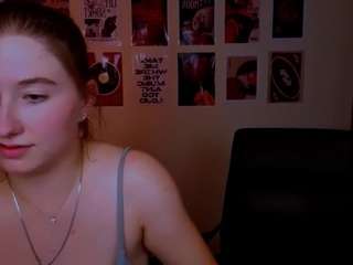 monica-xcx live cam preview