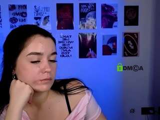 monica-xcx