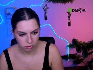 monica-xcx