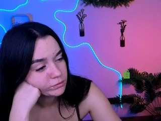 monica-xcx