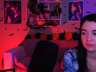 monica-xcx