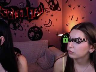 monica-xcx live cam preview