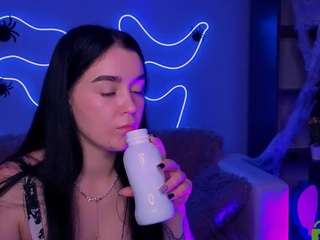 monica-xcx