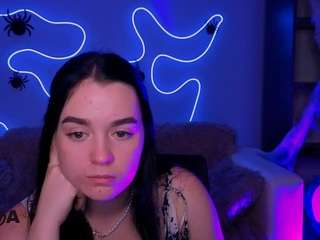 monica-xcx