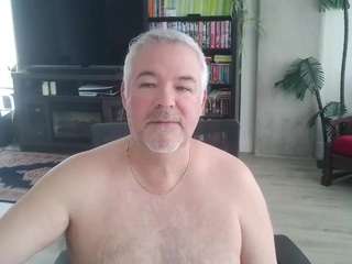 aarosteev2 Live Webcam on CamSoda