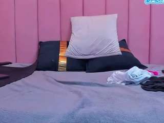 alexagrace1 Live Webcam on CamSoda