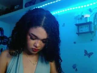 babybombomm18 webcam