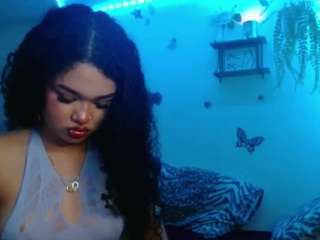 babybombomm18 webcam