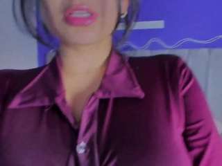 Acest model este live acum. evaa-stevens
