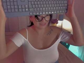evaa-stevens Sex Cam Show