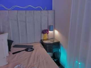 evaa-stevens Sex Cam Show