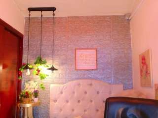 meghannill Lovens live webcam