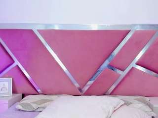 ninnavous Live Webcam on CamSoda