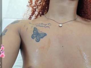 nyla-azura Live Webcam on CamSoda