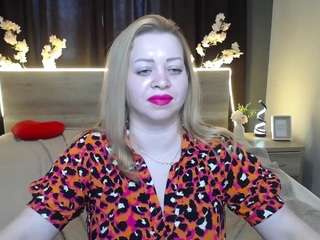 oliviaverr live cam profile