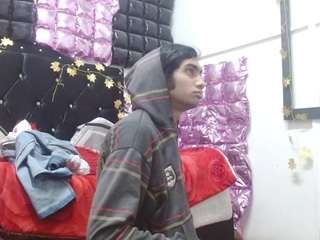 andresdark-07 Live Webcam on CamSoda