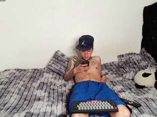 Ariana_Max
