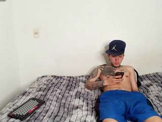 Ariana_Max