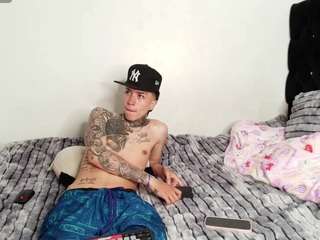 Ariana_Max