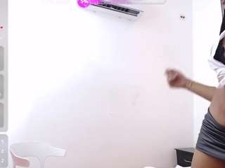 celeste-bell05 Live Webcam on CamSoda