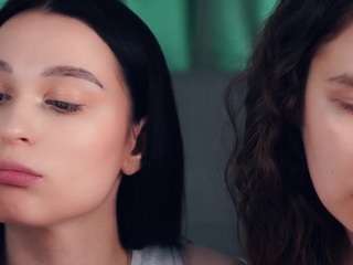 dinanatale Live Webcam on CamSoda