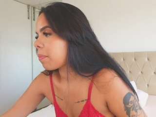 emily-nellsson Live Webcam on CamSoda