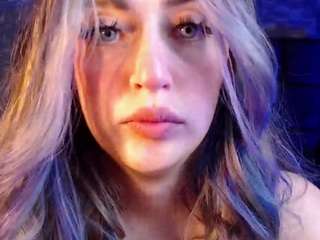 kinky-doll Live Webcam on CamSoda