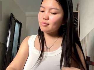 shilohsim's CamSoda show and profile