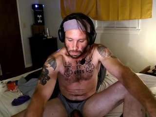 str8curiousstudforall