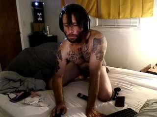 str8curiousstudforall