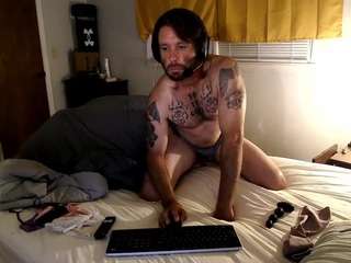 Str8CuriousStudForAll