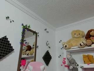 violetakarson webcam