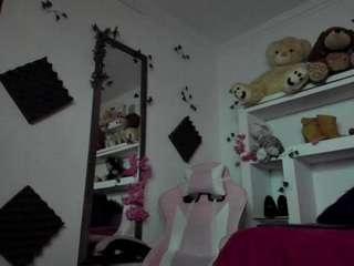 violetakarson webcam