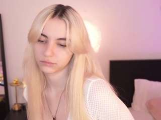 yukikim, recent webcam model, live from Camsoda