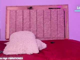 alaiasexygirl's CamSoda show and profile