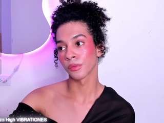 alaiasexygirl webcam