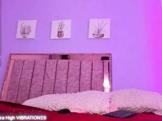 alaiasexygirl webcam