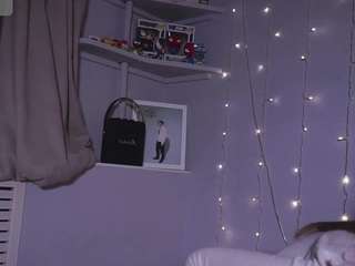 ameliamore's live room