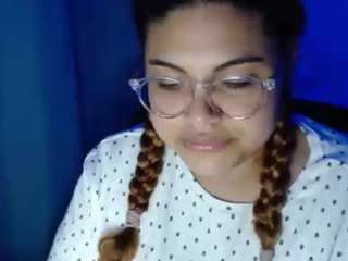 hannyklum Live Webcam on CamSoda