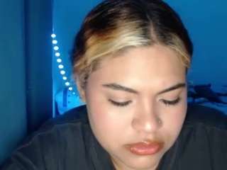 hannyklum live cam profile