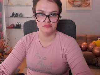 kamillamoro live cam profile