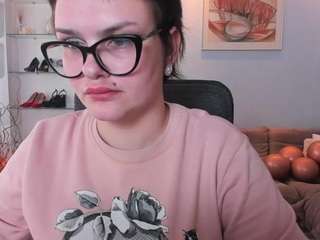 kamillamoro Live Webcam on CamSoda