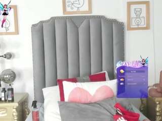 Live webcam model michell-blakke on Soda Cams